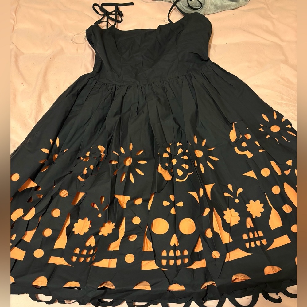 Unique Vintage swing dress - Picture 5 of 10